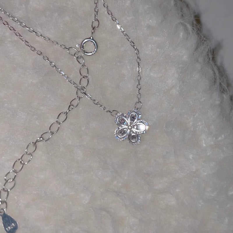 Klassische Halskette mit zeitloser Eleganz