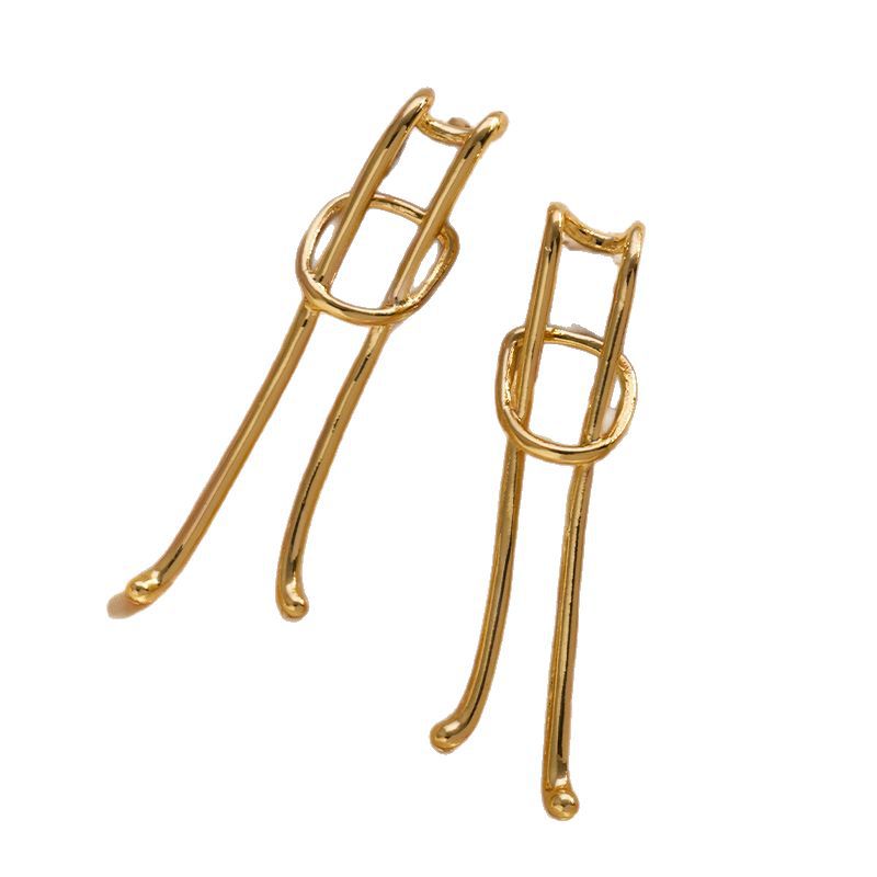 Atemberaubende Ohrring für den Alltag