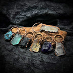 Schöne Halskette mit einzigartigem Stil