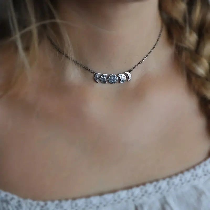 Schöne Halskette mit einzigartigem Stil