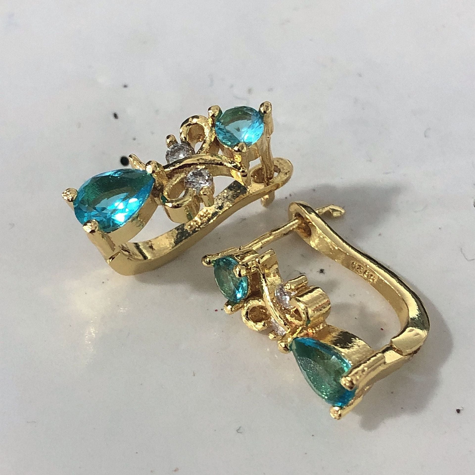 Handgefertigte Vintage Ohrring