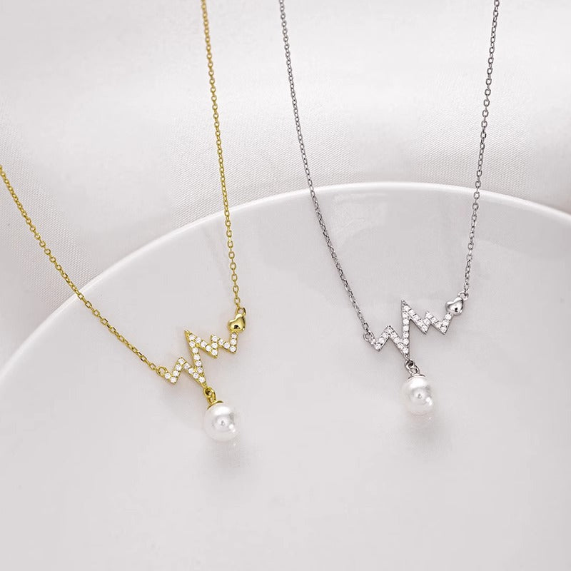 Schöne Perlen Halskette mit einzigartigem Stil