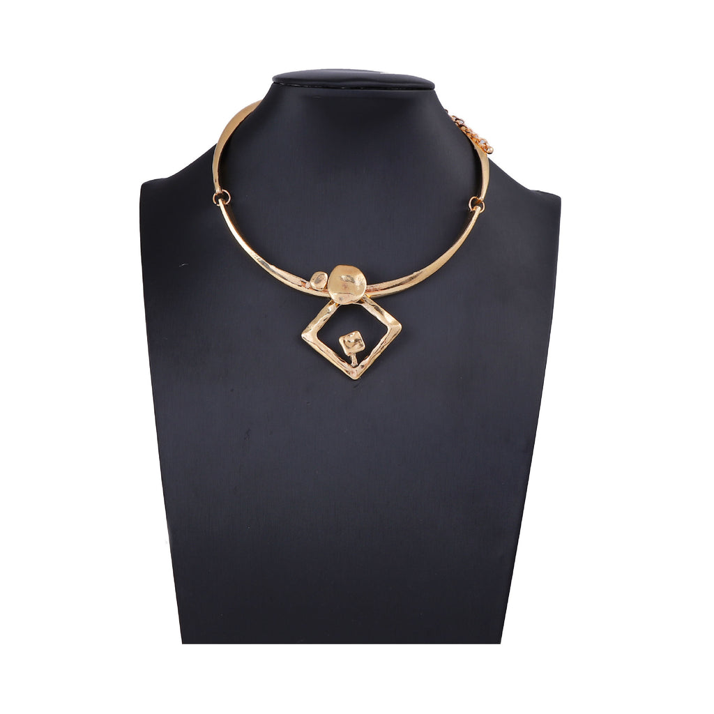 Zarte handwerkliche Halskette