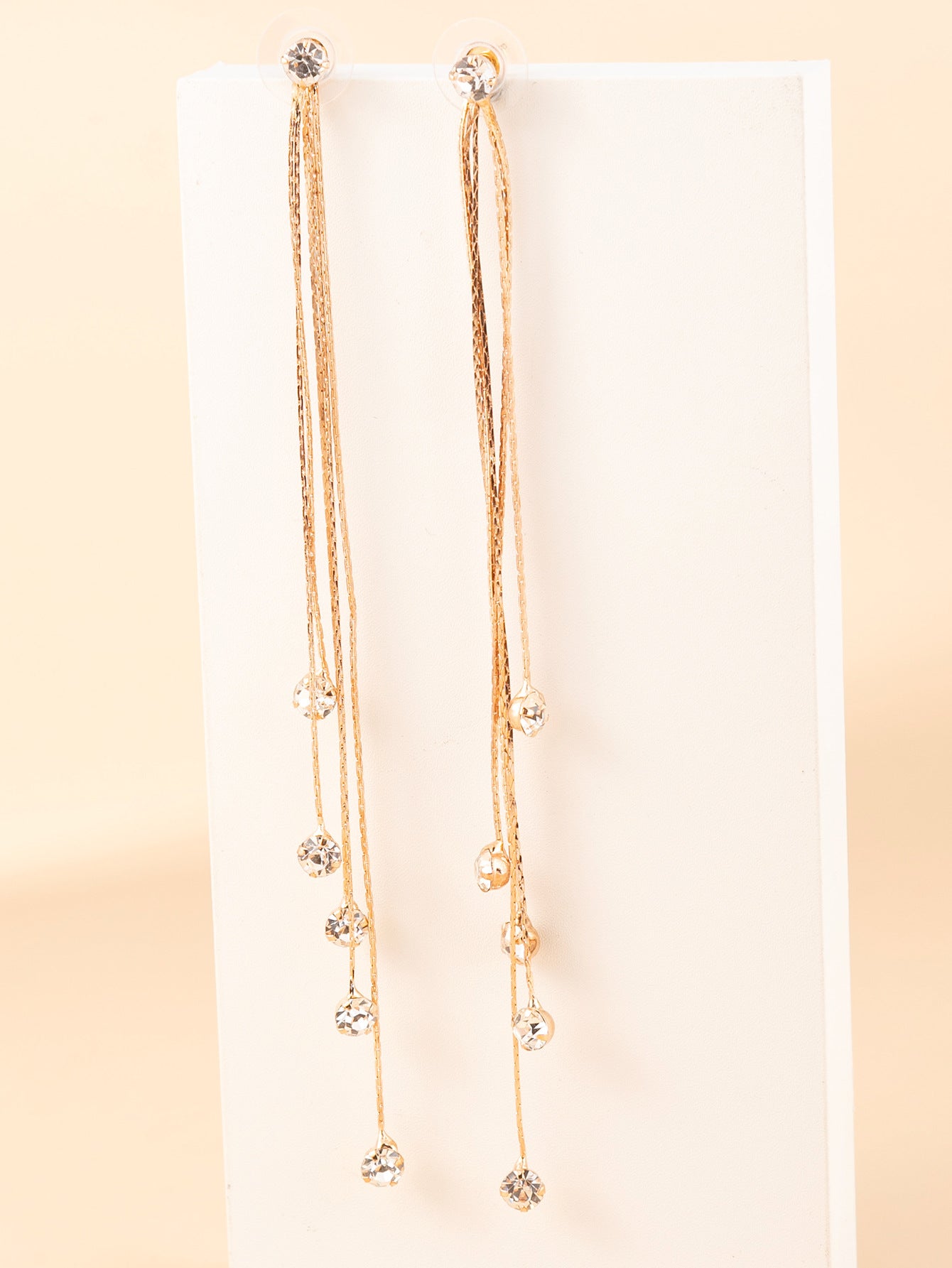 Zarte handwerkliche Ohrring