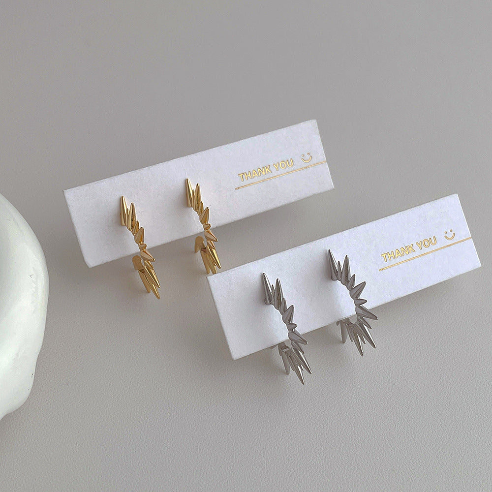 Atemberaubende Ohrring für den Alltag