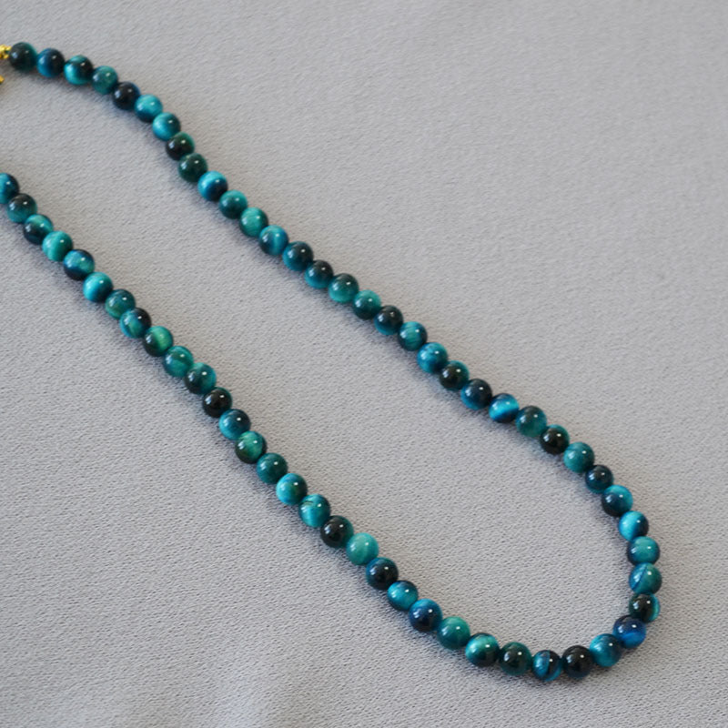 Zarte handwerkliche Halskette