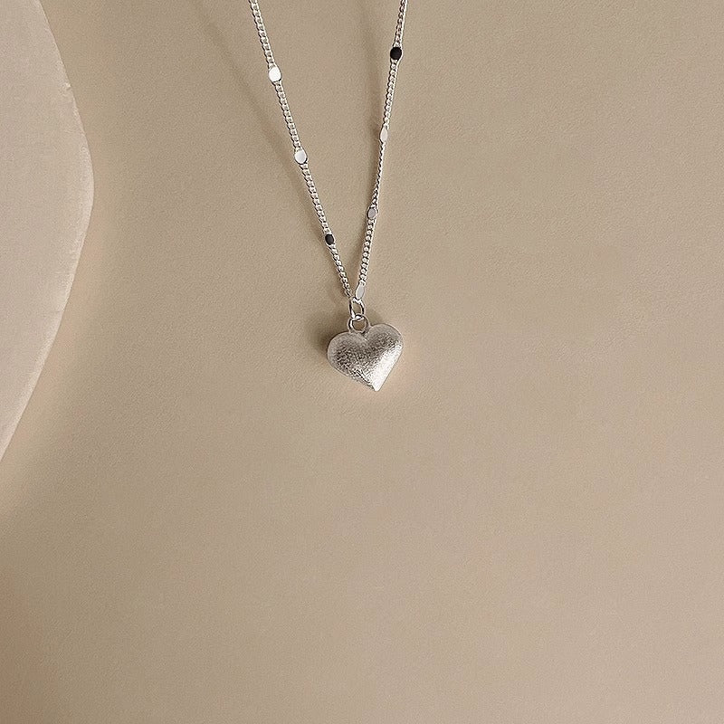 Zarte handwerkliche Halskette