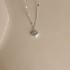 Zarte handwerkliche Halskette