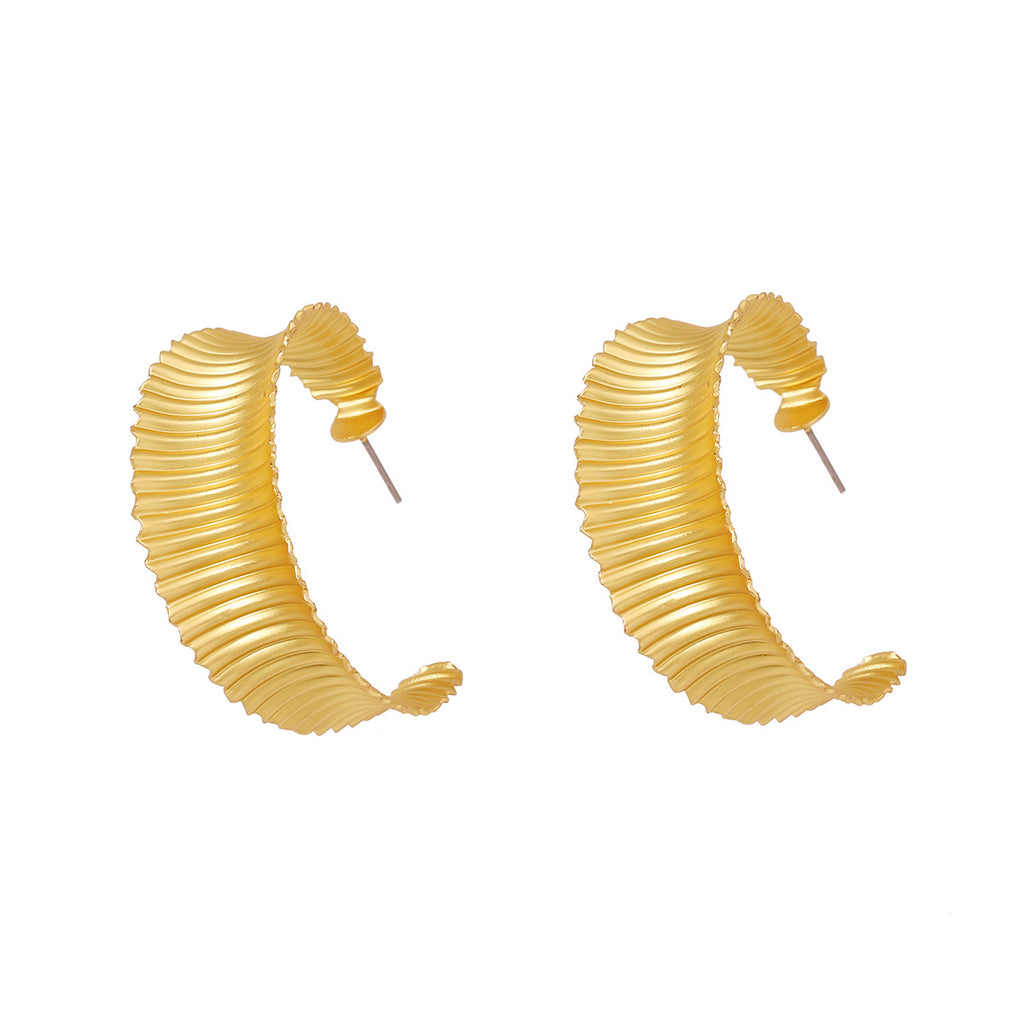 Atemberaubende Ohrring für den Alltag