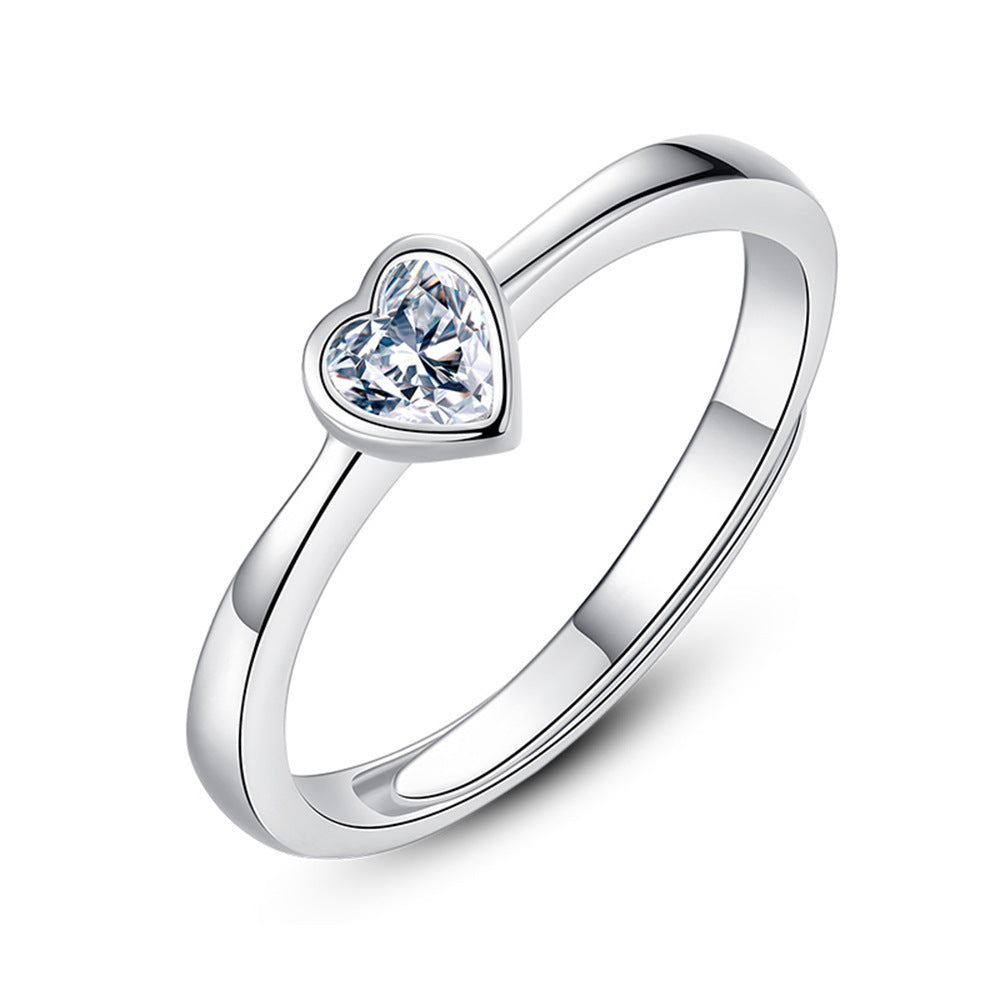 Zarte handwerkliche Ring