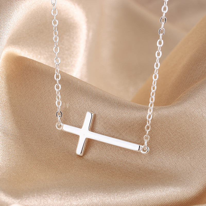 Zarte handwerkliche Halskette