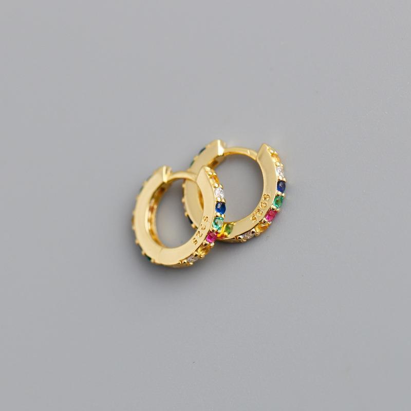 Klassische Ohrring mit zeitloser Eleganz