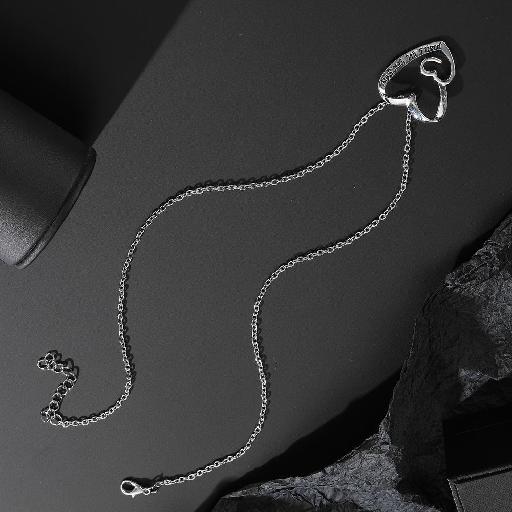 Zarte handwerkliche Halskette