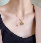 Zarte handwerkliche Halskette