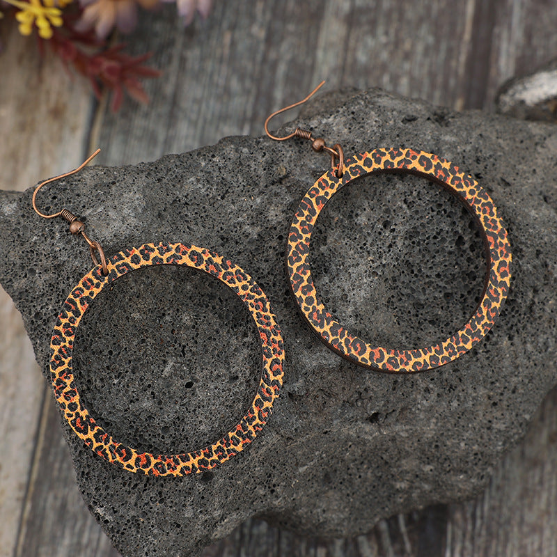 Atemberaubende Ohrring für den Alltag