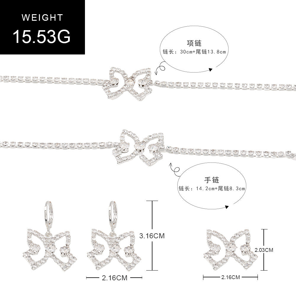 Zarte handwerkliche Halskette