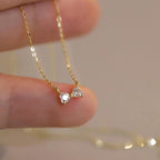 Zarte handwerkliche Halskette