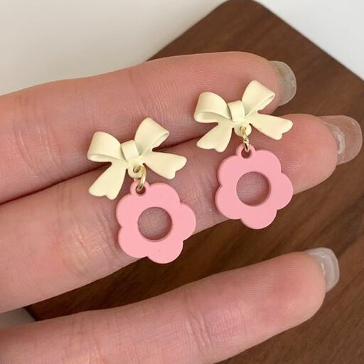 Atemberaubende Ohrring für den Alltag