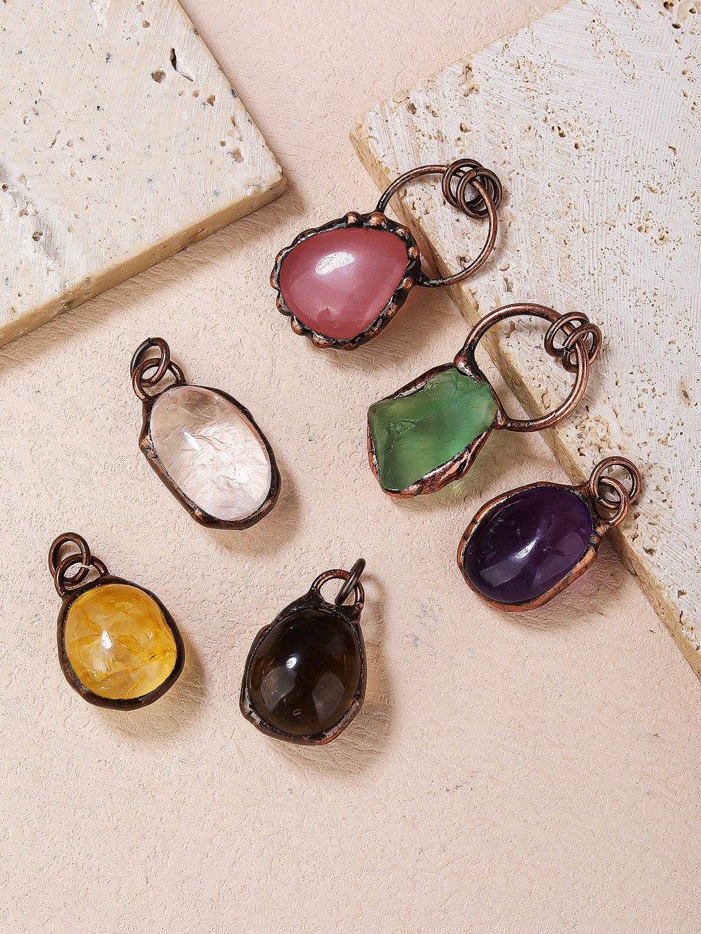 Zarte handwerkliche Halskette