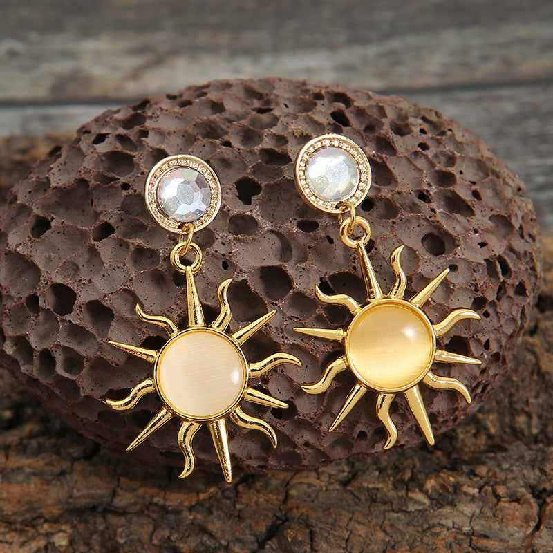 Zarte handwerkliche Ohrring