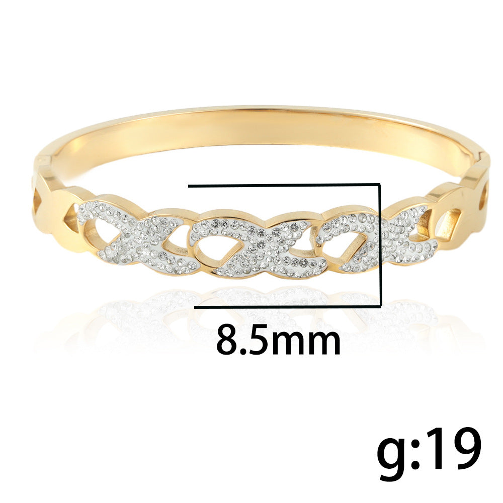 Schöne Armband mit einzigartigem Stil