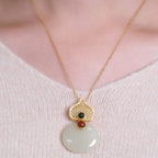 Schöne Gold Halskette mit einzigartigem Stil