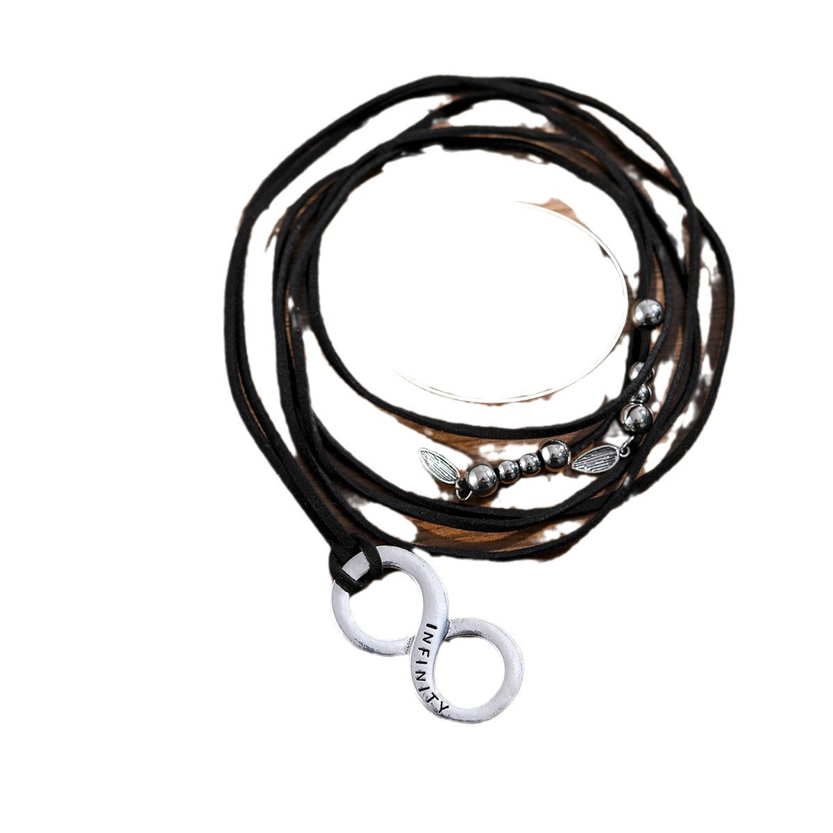 Zarte handwerkliche Halskette