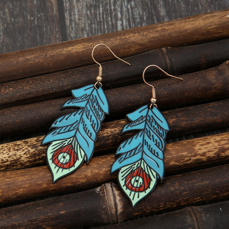 Zarte handwerkliche Ohrring