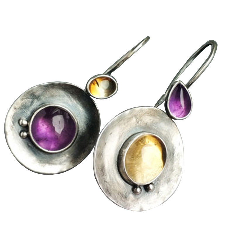 Zarte handwerkliche Ohrring