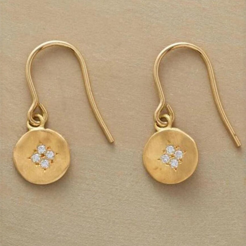 Zarte handwerkliche Ohrring