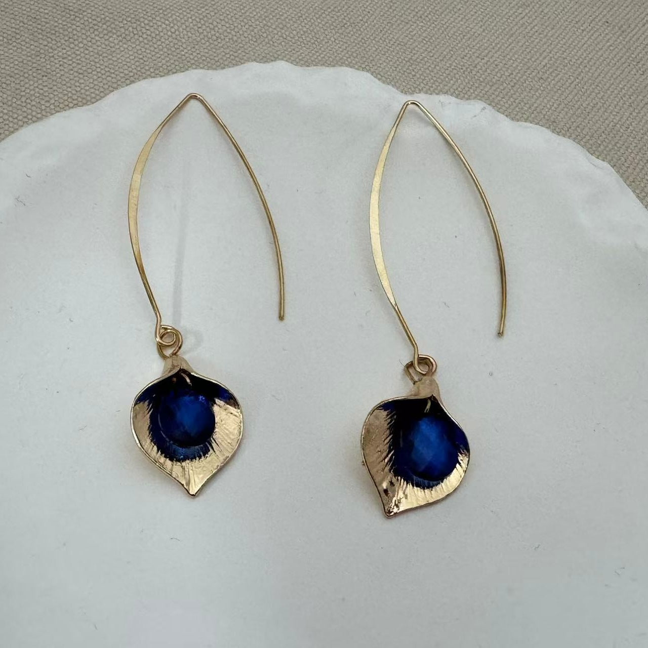 Schöne Ohrring mit einzigartigem Stil