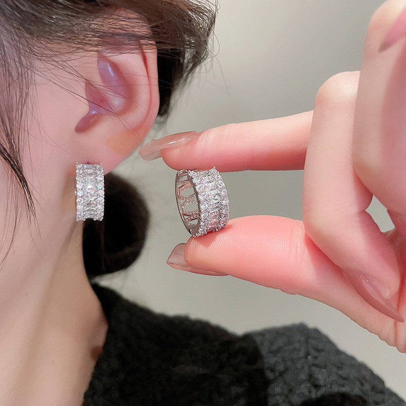 Atemberaubende Ohrring für den Alltag