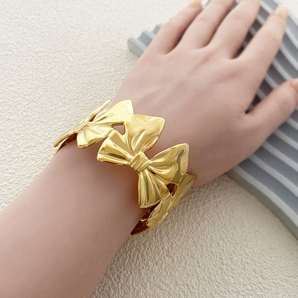 Schöne Armband mit einzigartigem Stil