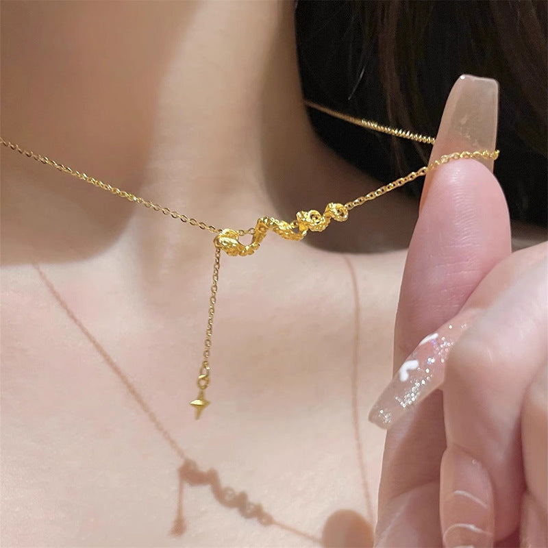 Romantische Gold Halskette für besondere Momente