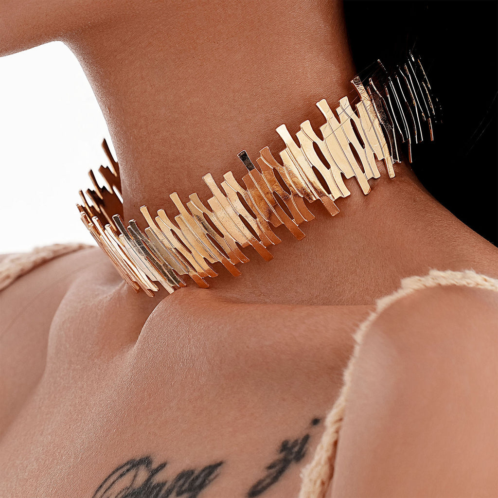 Zarte handwerkliche Halskette