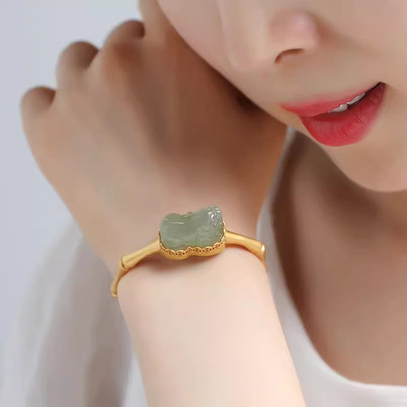 Klassische Gold Armband mit zeitloser Eleganz