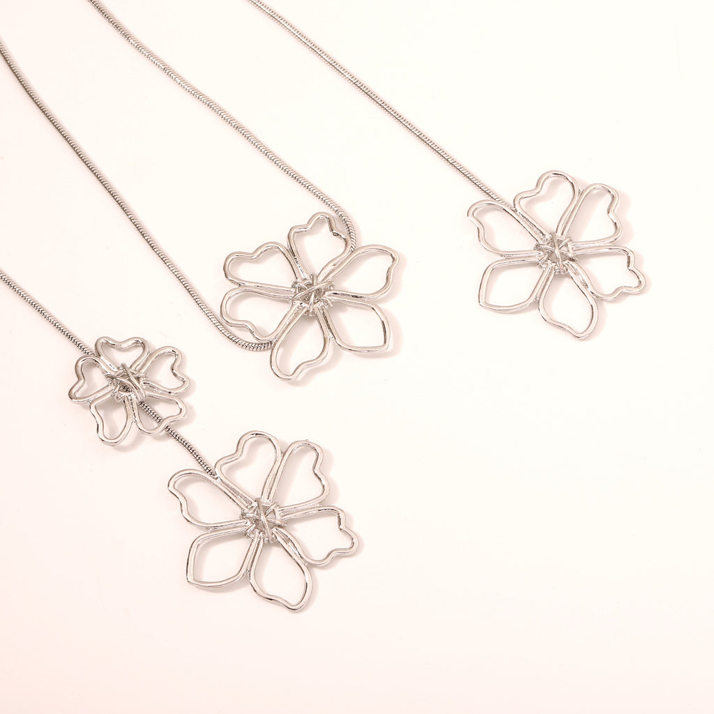 Zarte handwerkliche Halskette