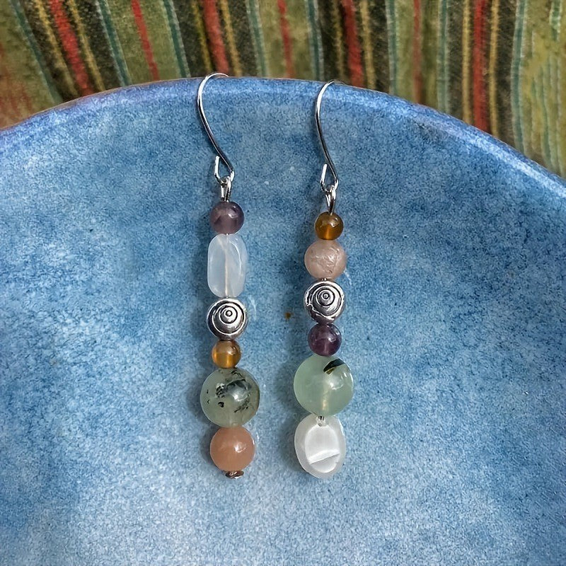 Zarte handwerkliche Ohrring