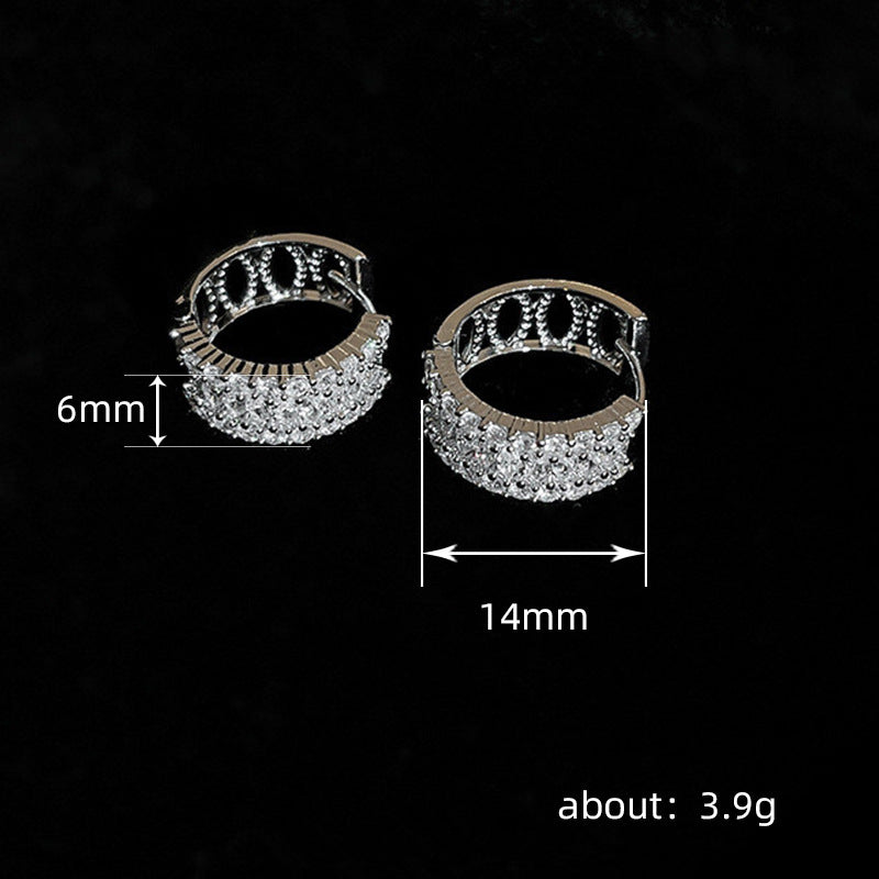 Atemberaubende Ohrring für den Alltag