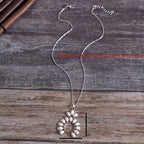 Zarte handwerkliche Halskette