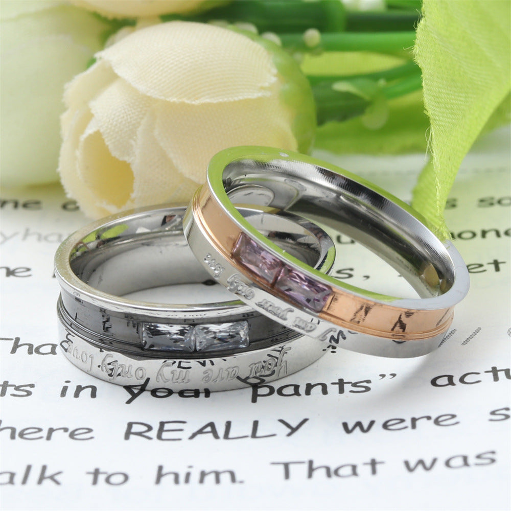 Zarte handwerkliche Ring