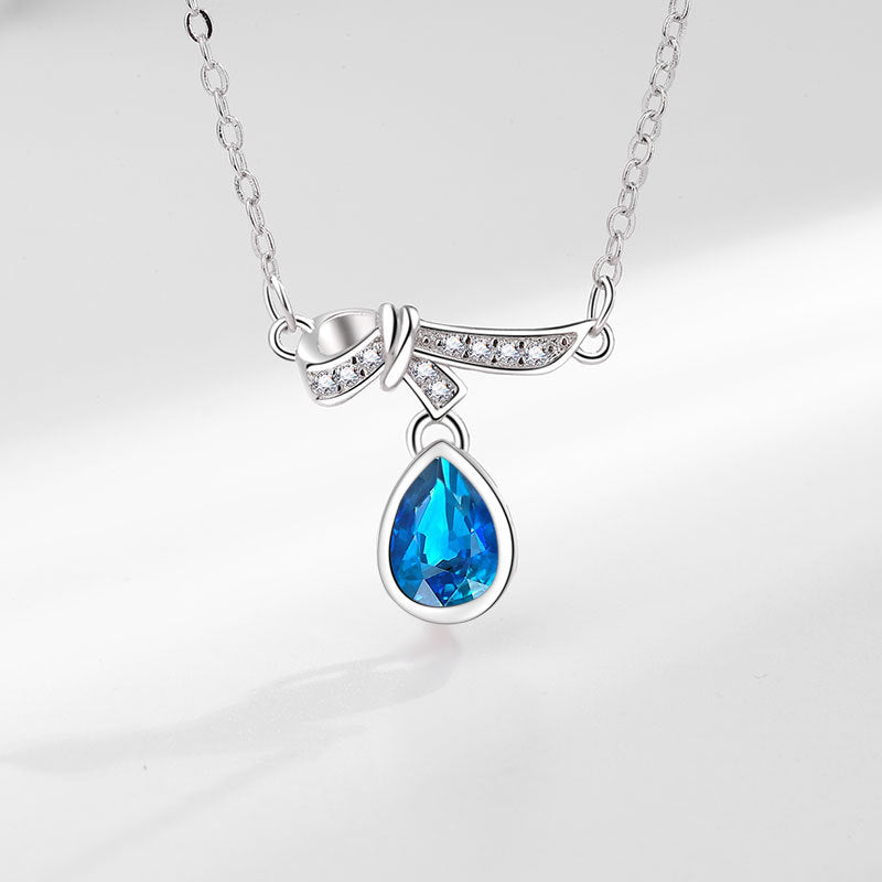 Schöne Halskette mit einzigartigem Stil