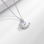 Schöne Halskette mit einzigartigem Stil