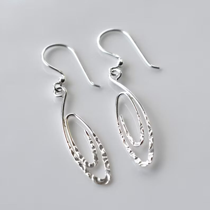 Atemberaubende Ohrring für den Alltag