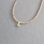 Schöne Halskette mit einzigartigem Stil