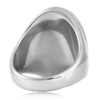 Zarte handwerkliche Ring