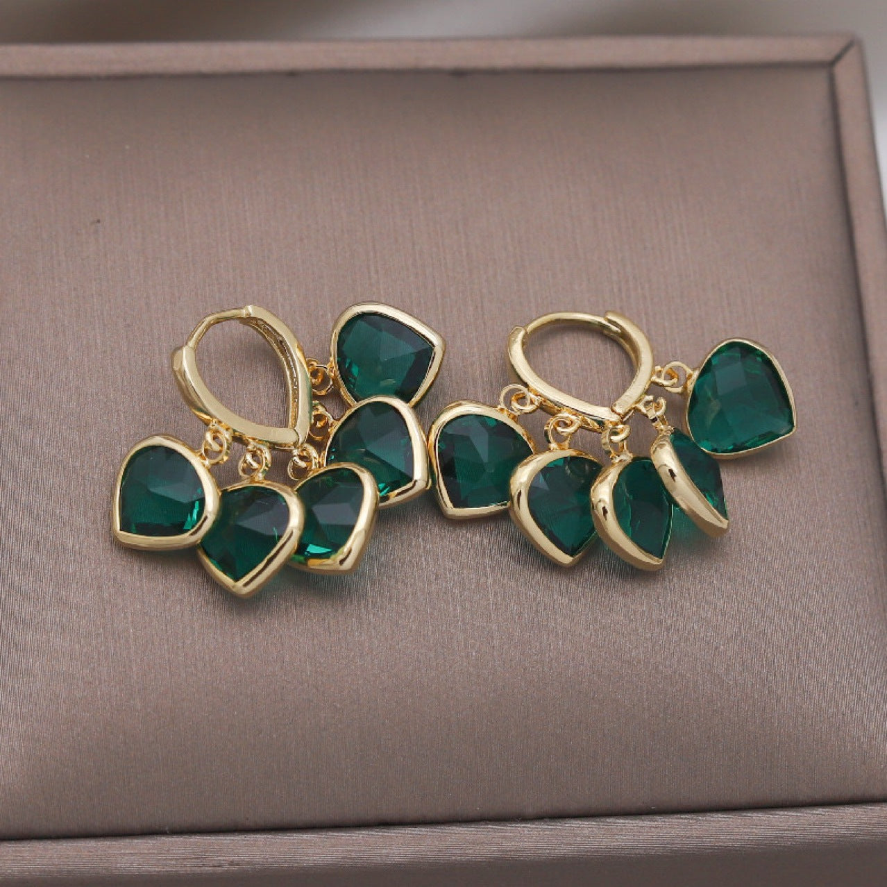 Atemberaubende Ohrring für den Alltag