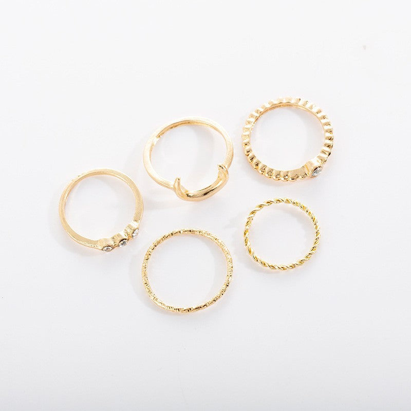 Atemberaubende Gold Schmuckset für den Alltag