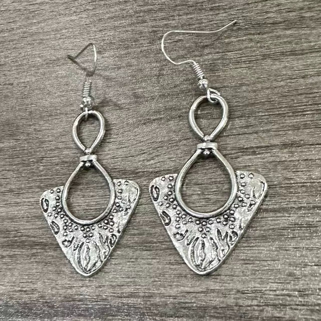 Atemberaubende Ohrring für den Alltag