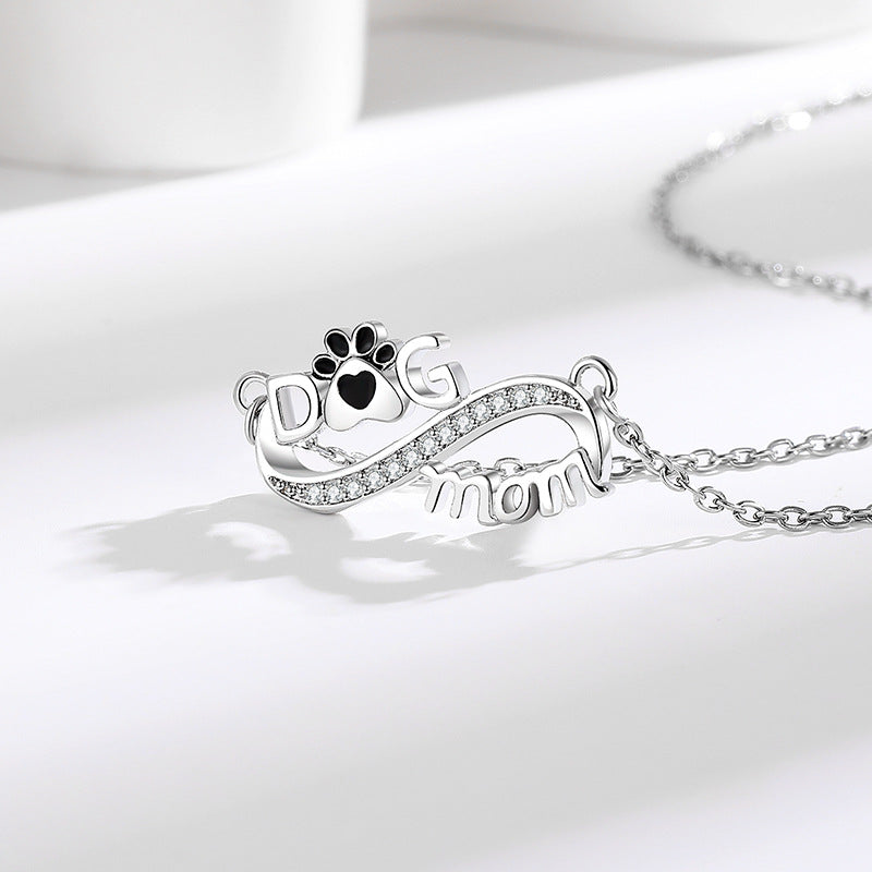 Schöne Halskette mit einzigartigem Stil